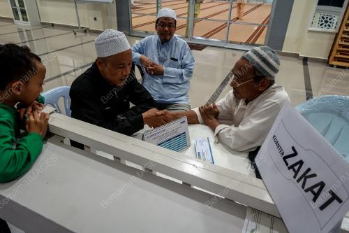 KL35_14062018_ZAKAT_BN201806140790