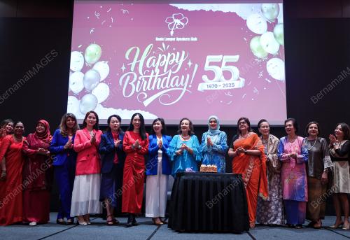 THE KUALA LUMPUR SPEAKERS CLUB