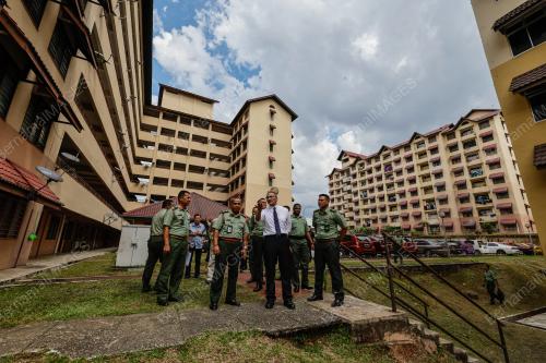 DATUK SERI HISHAMMUDDIN TUN HUSSEIN