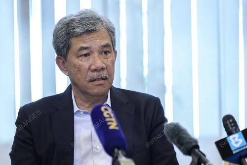 DATUK SERI MOHAMAD HASAN