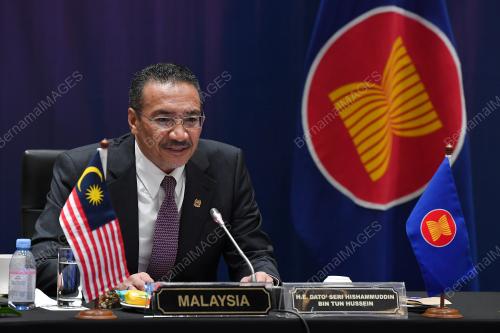 DATUK SERI HISHAMMUDDIN TUN HUSSEIN
