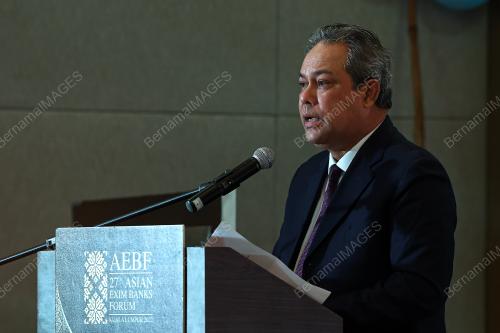 DATUK AZMAN MAHMUD