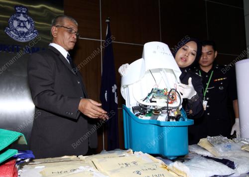 KL35_15914_DADAH_15092014