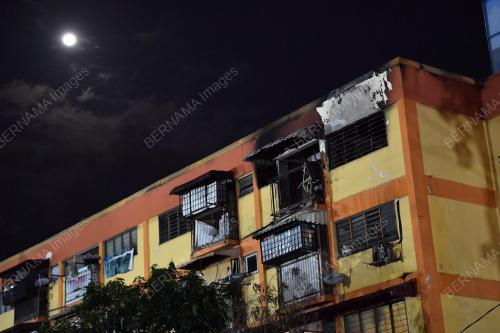 KEBAKARAN DI PERUMAHAN AWAM SETAPAK JAYA