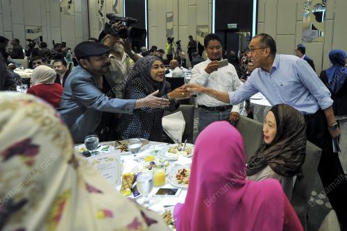 KL35_16052017_KARYAWAN_BN197001013519