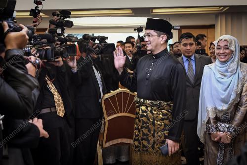 KL35_16072018_AZMIN_BN201807153195
