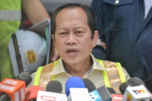 DATUK SERI AHMAD MASLAN