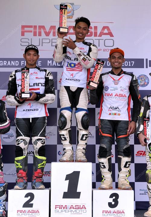 KL35_17122017_SUPERMOTO_BN201712123943