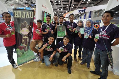 KL35_18092014_HIJAU