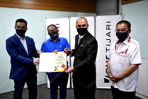DATUK DR ABDUL LATIFF AHMAD