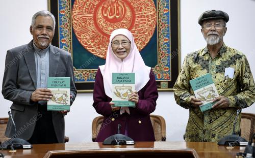 KL35_19112019_HIKAYAT_BN201911188151