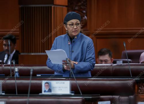 DATUK HANIFAH HAJAR TAIB