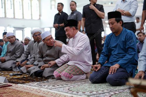 DATUK SERI ANWAR IBRAHIM