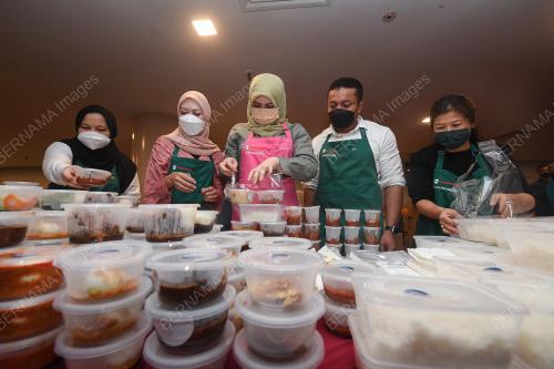 DATUK SERI RINA MOHD HARUN