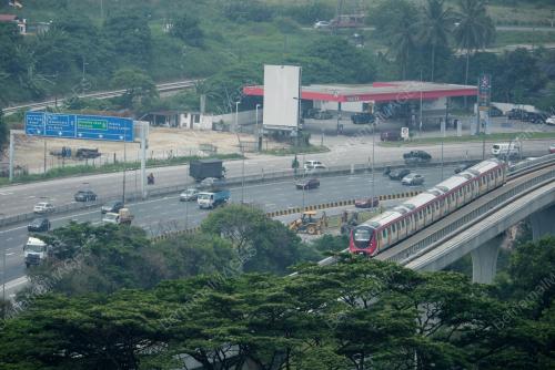 TINJAUAN TRAFIK