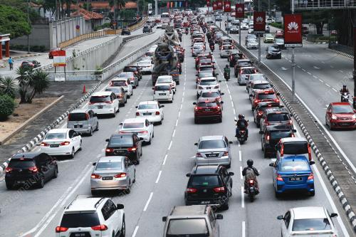 JALAN UTAMA KUALA LUMPUR KEMBALI SESAK - PKP