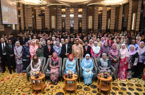 DATUK SERI NANCY SHUKRI