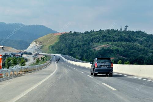 LEBUHRAYA KL-KUALA SELANGOR