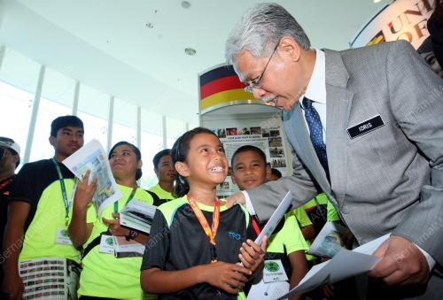 KL35_24022014_PAMERAN