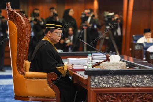 DATUK JOHARI ABDUL