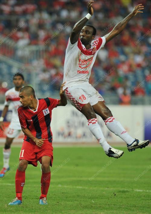 KL35_24032012_BOLA
