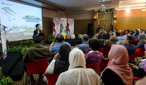 KL35_24102018_SPARK_BN201810241790