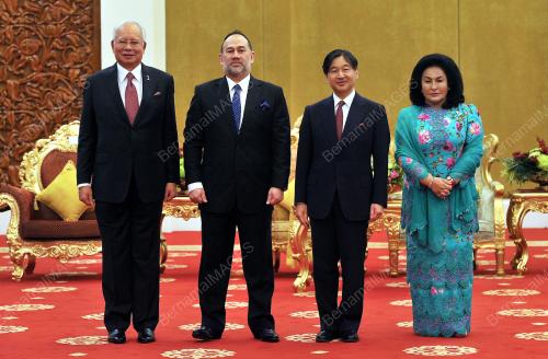 KL35_25012009_AGONG