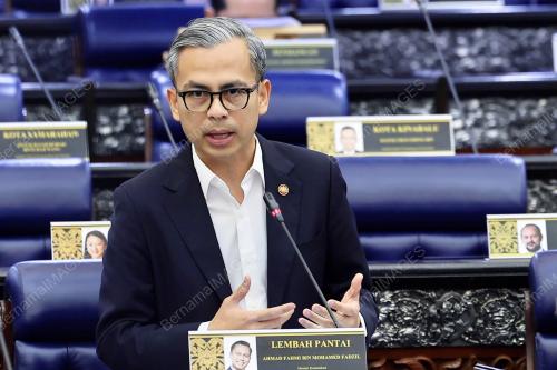 FAHMI FADZIL