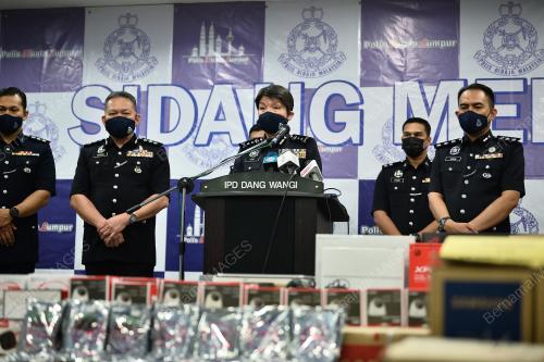 DATUK YONG LEI CHOO
