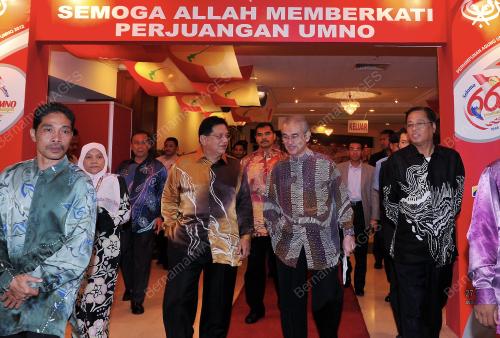 KL35_26112012_TUN_BADAWI