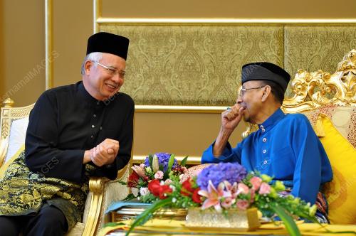 KL35_27062014_AGONG