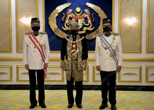 AL-SULTAN ABDULLAH RI'AYATUDDIN AL-MUSTAFA BILLAH SHAH