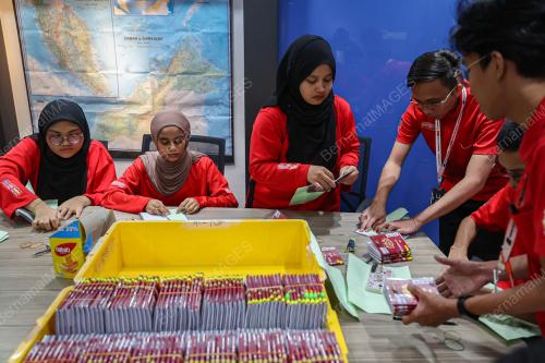PASPORT DAN VISA JEMAAH HAJI