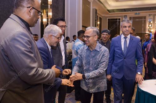 DATUK FAHMI FADZIL