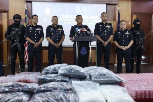 DATUK FADIL MARSUS