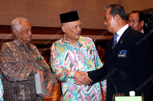 MUHYIDDIN YASSIN