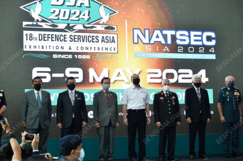 DATUK SERI HISHAMUDDIN TUN HUSSEIN