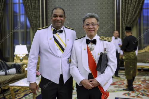 DATUK SERI WONG CHUN WAI