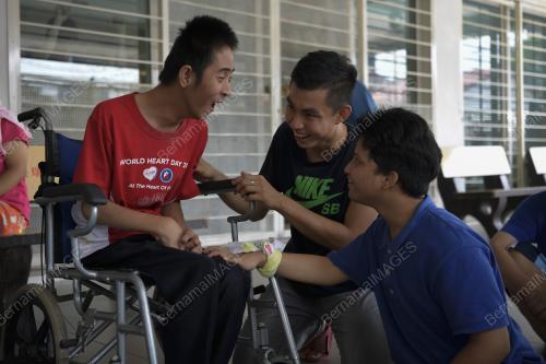 PAKEJ RANSANGAN EKONOMI PRIHATIN RAKYAT