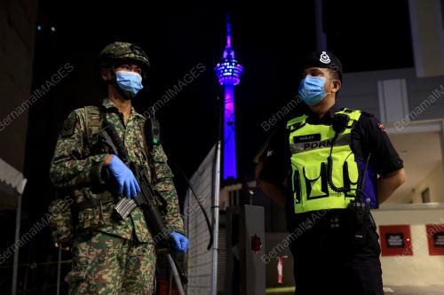 LAMPU BIRU