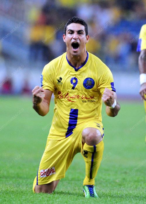 KL36_01062013_PIALA_FA