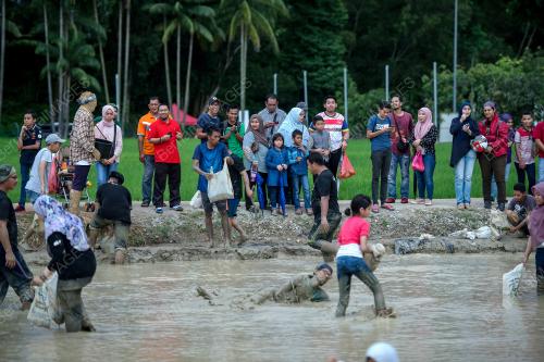 KL36_01122018_MENCEDUNG