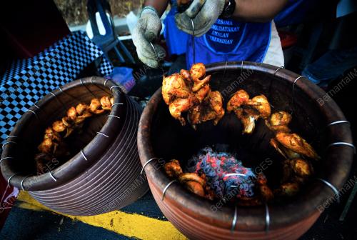 KL36_02072014_BAZAAR