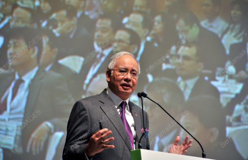 KL36_02102012_PM_KHAZANAH