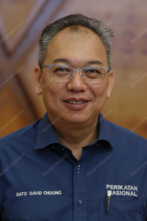 DATUK CHONG VEE HING