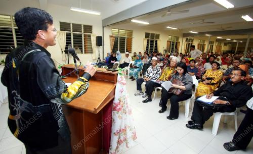 SENATOR DATUK RAJA NONG CHIK RAJA ZAINAL ABIDIN