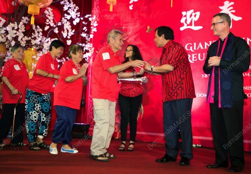 KL36_04022017_GIANT