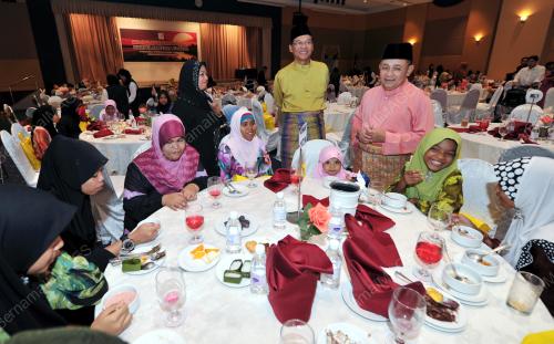 KL36_04082012_FELDA_BERBUKA