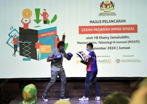 KHAIRY JAMALUDDIN