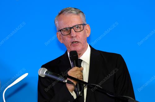 DR PETER BLOMEYER